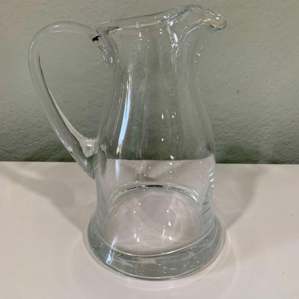 VTG~Lip Pitcher - Picture 7 of 7